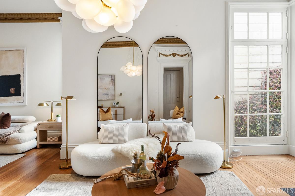 Detail Gallery Image 16 of 87 For 1705 Gough St, San Francisco,  CA 94109 - 3 Beds | 2/1 Baths