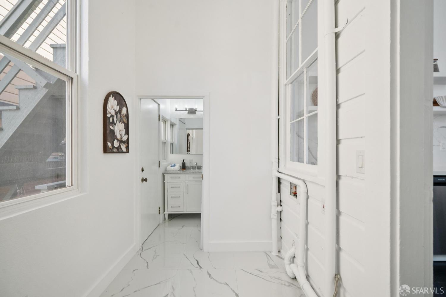 Detail Gallery Image 11 of 24 For 266 Clinton Park, San Francisco,  CA 94103 - 2 Beds | 1 Baths