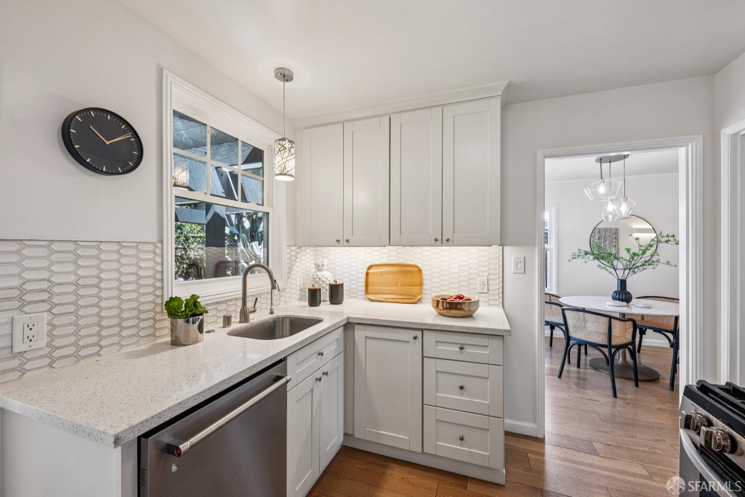 Detail Gallery Image 28 of 67 For 1928 Howard Ave, San Carlos,  CA 94070 - 3 Beds | 2 Baths