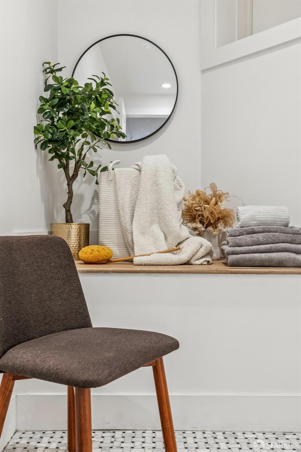 Detail Gallery Image 28 of 33 For 4376 17th St, San Francisco,  CA 94114 - 3 Beds | 3/1 Baths