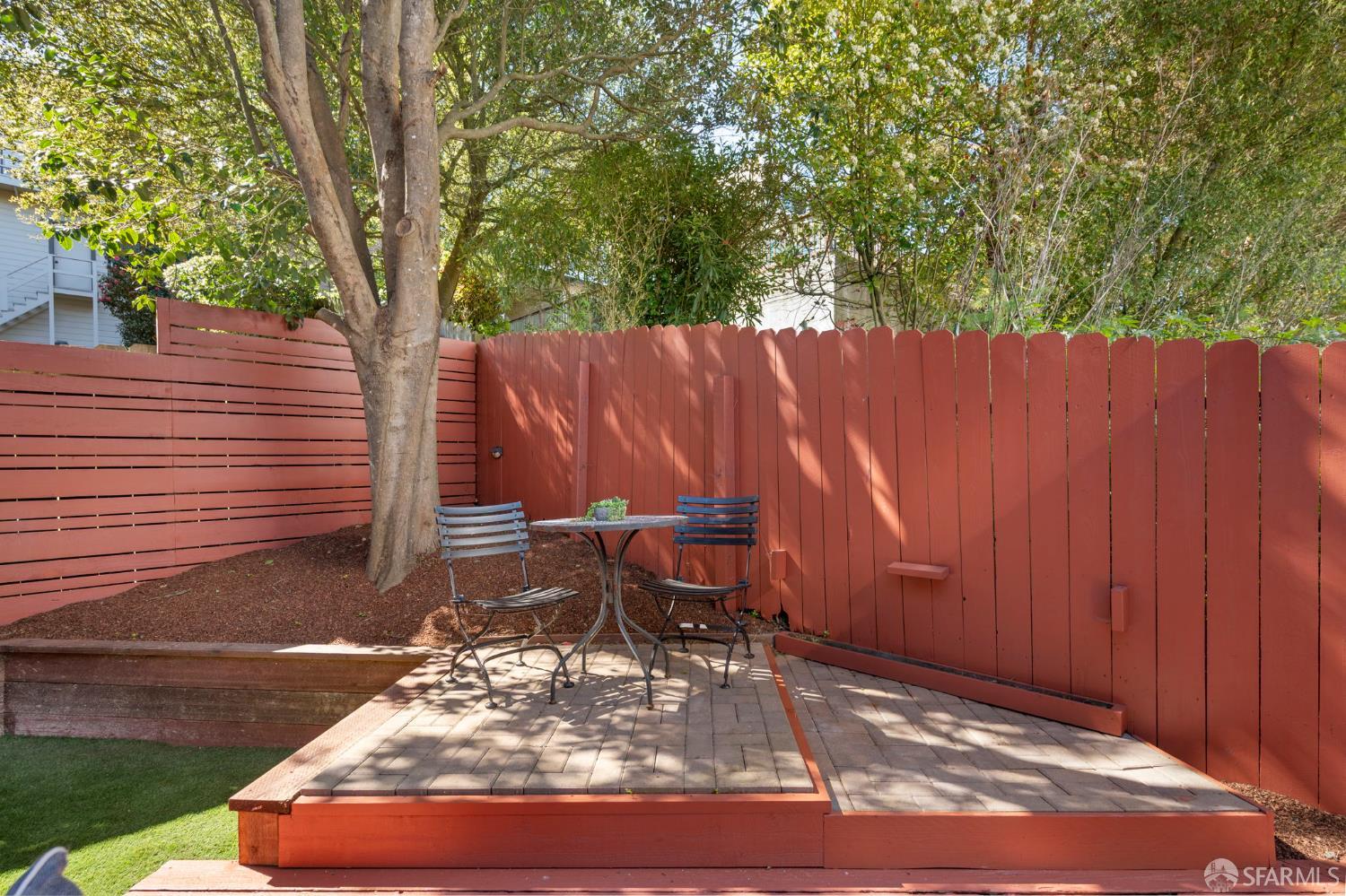 Detail Gallery Image 8 of 34 For 559 27th St #2,  San Francisco,  CA 94131 - 2 Beds | 1 Baths