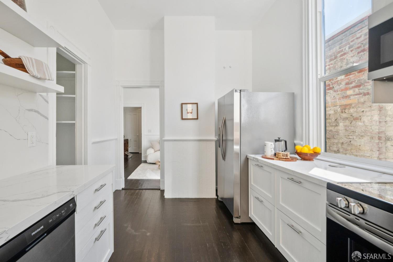 Detail Gallery Image 8 of 24 For 266 Clinton Park, San Francisco,  CA 94103 - 2 Beds | 1 Baths