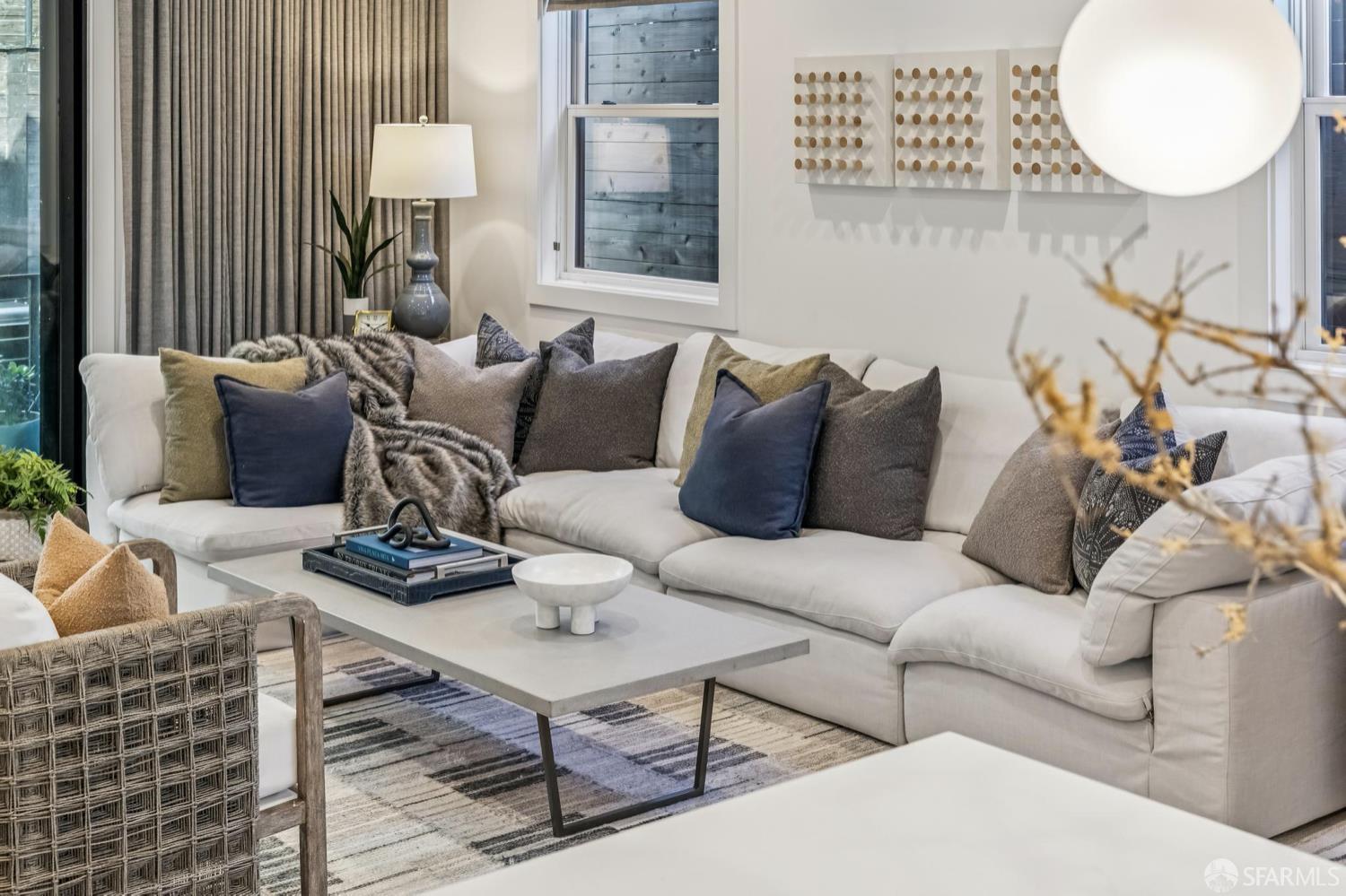 Detail Gallery Image 12 of 33 For 4376 17th St, San Francisco,  CA 94114 - 3 Beds | 3/1 Baths