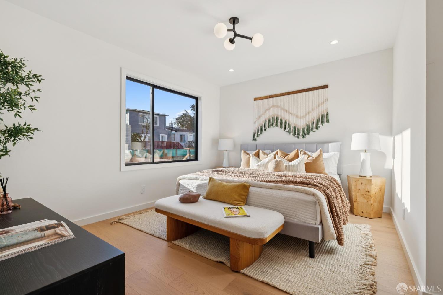 Detail Gallery Image 42 of 90 For 907 Athens St, San Francisco,  CA 94112 - 4 Beds | 4 Baths