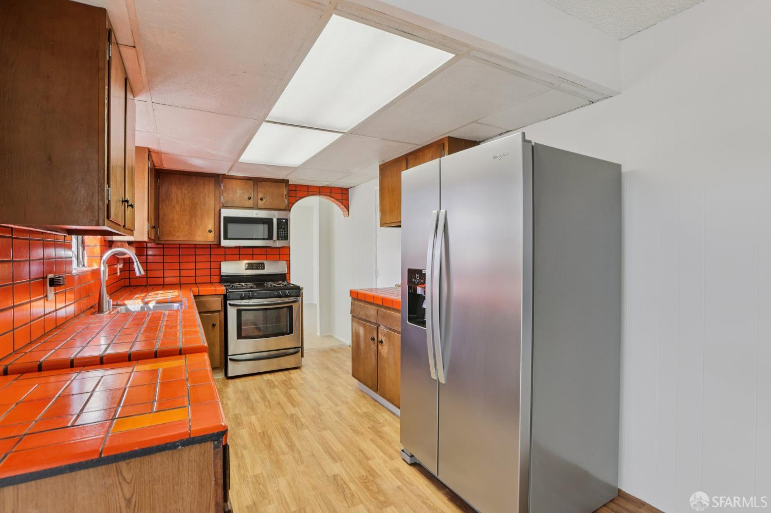 Detail Gallery Image 14 of 44 For 14563 Maracaibo Rd, San Leandro,  CA 94577 - 4 Beds | 2/1 Baths