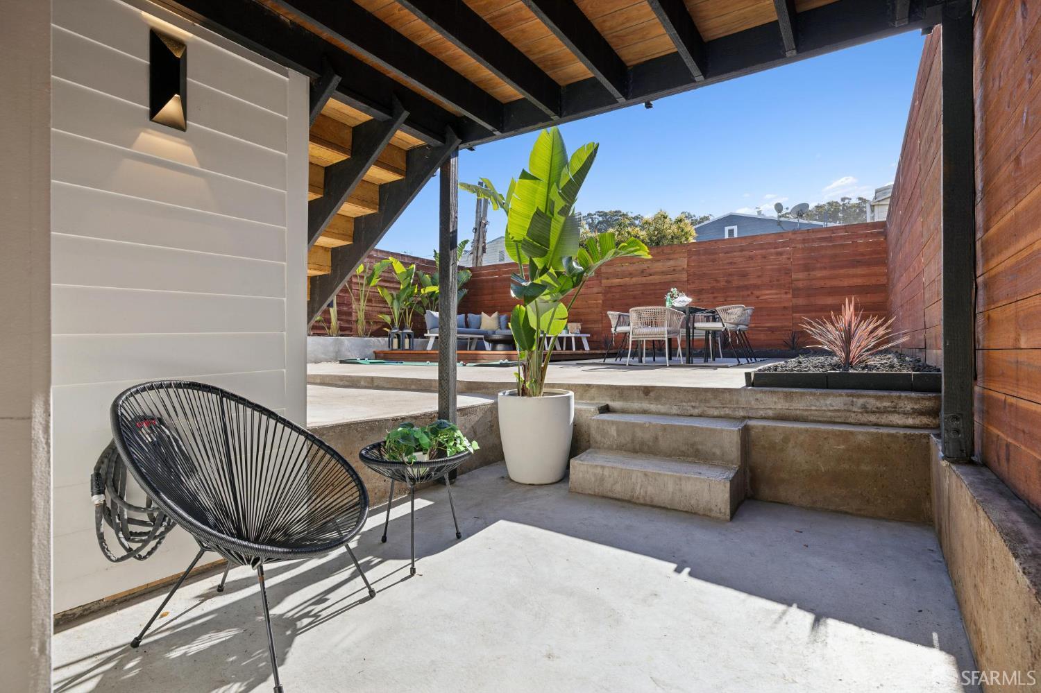 Detail Gallery Image 60 of 90 For 907 Athens St, San Francisco,  CA 94112 - 4 Beds | 4 Baths