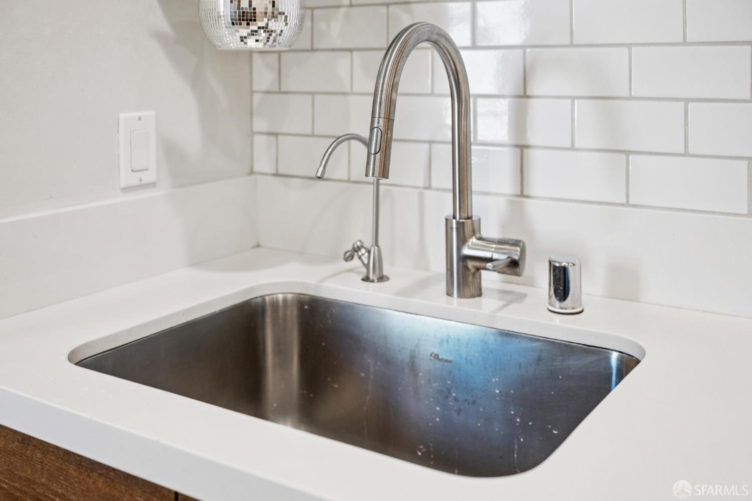 Detail Gallery Image 12 of 26 For 1349 Minna St, San Francisco,  CA 94103 - 3 Beds | 1 Baths