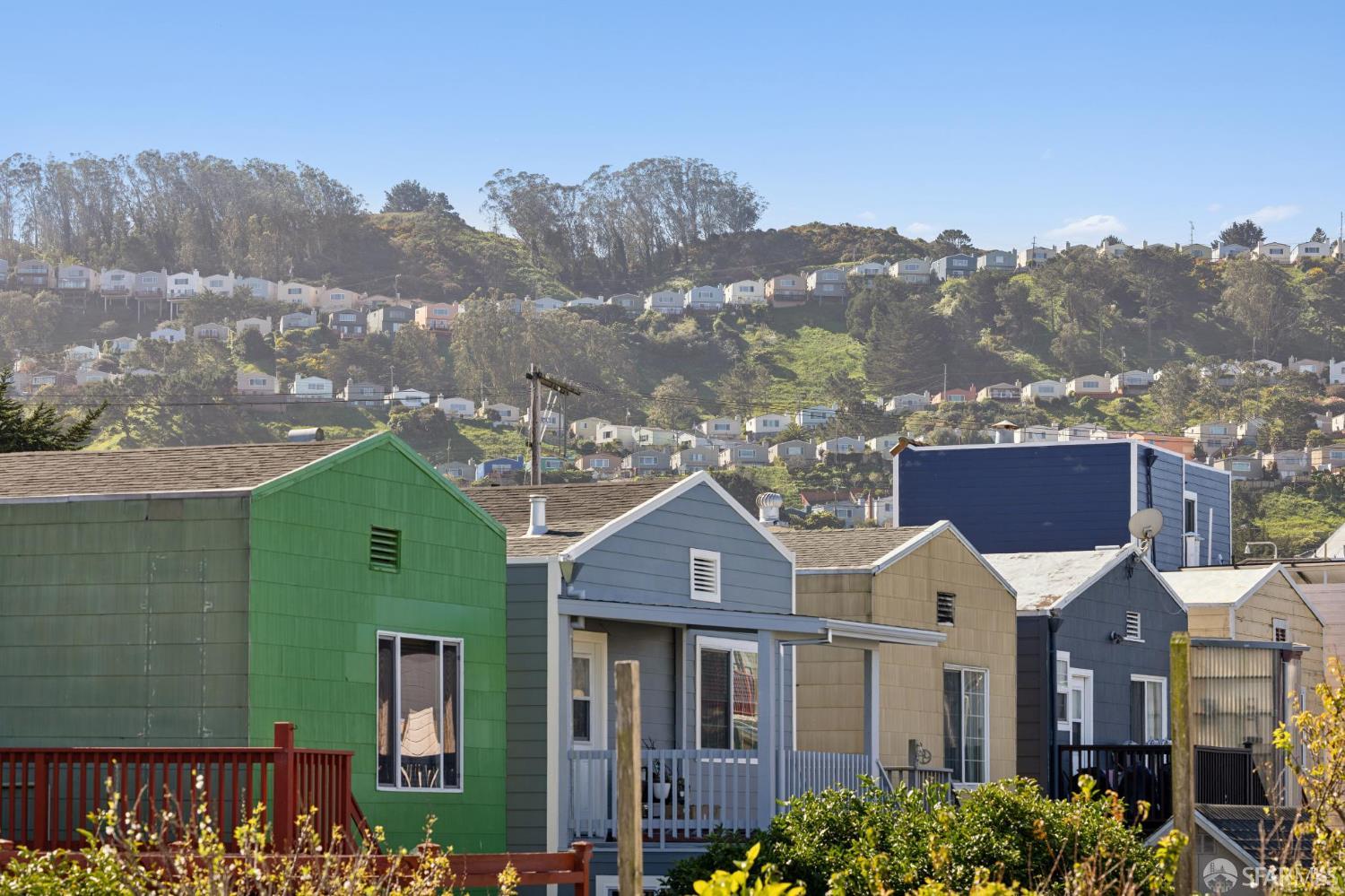 Detail Gallery Image 28 of 90 For 907 Athens St, San Francisco,  CA 94112 - 4 Beds | 4 Baths