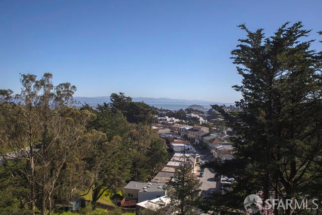 Detail Gallery Image 28 of 33 For 156 Midcrest Way, San Francisco,  CA 94131 - 3 Beds | 2 Baths