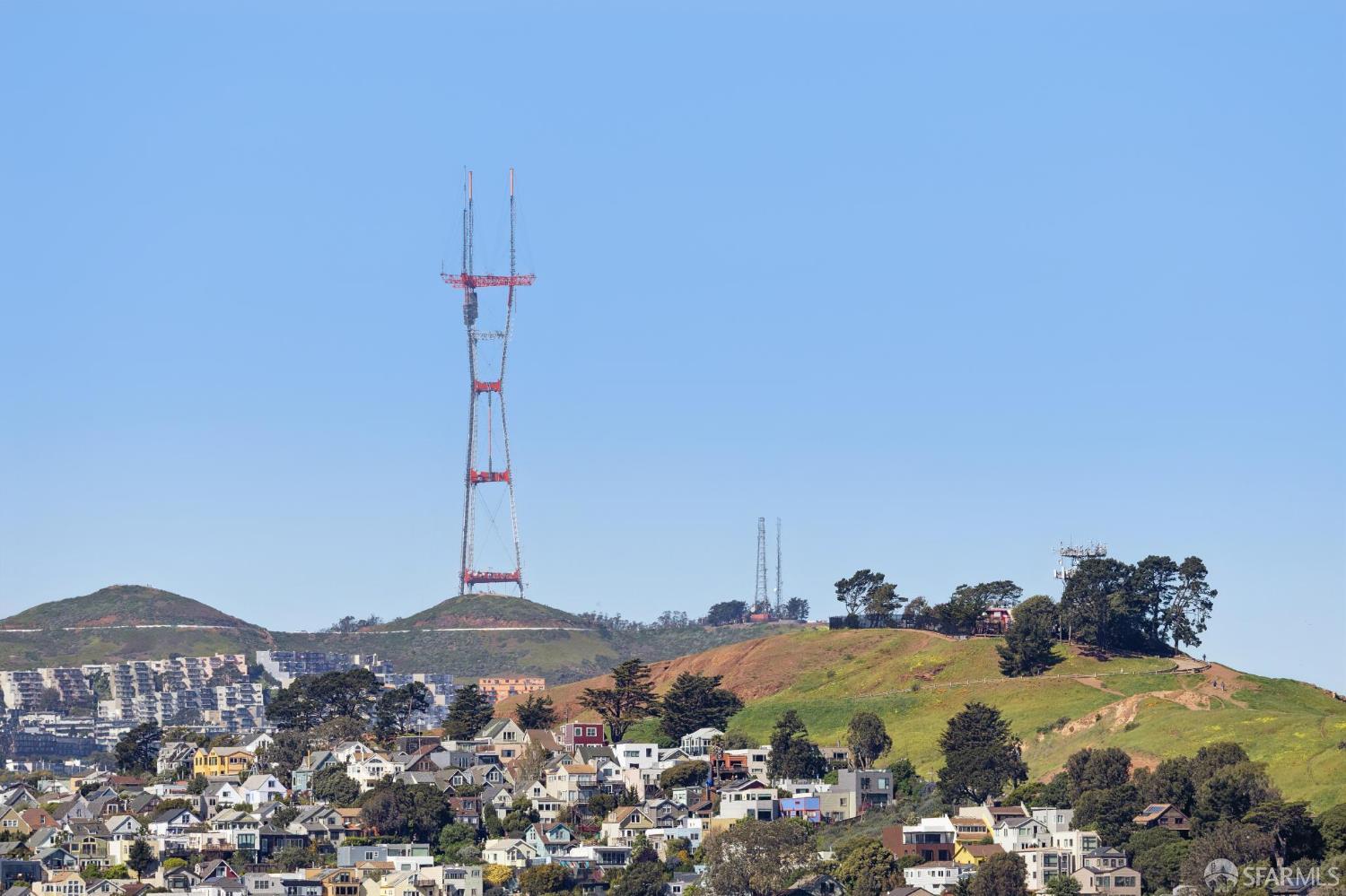 Detail Gallery Image 38 of 42 For 100 Bridgeview Dr, San Francisco,  CA 94124 - 2 Beds | 1 Baths