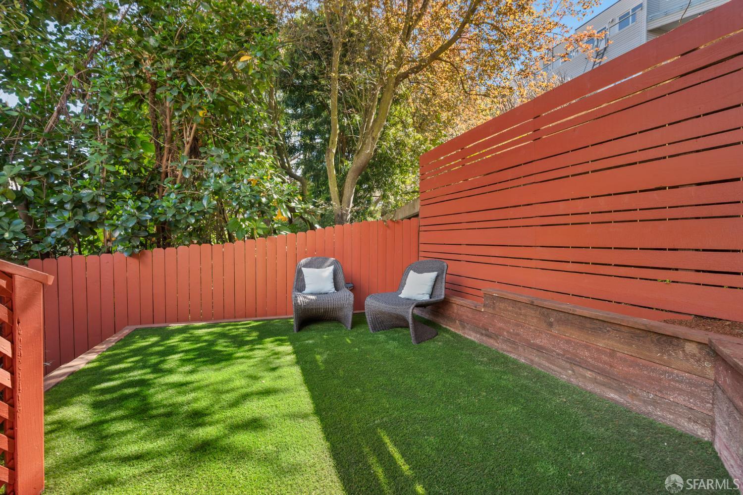 Detail Gallery Image 10 of 34 For 559 27th St #2,  San Francisco,  CA 94131 - 2 Beds | 1 Baths