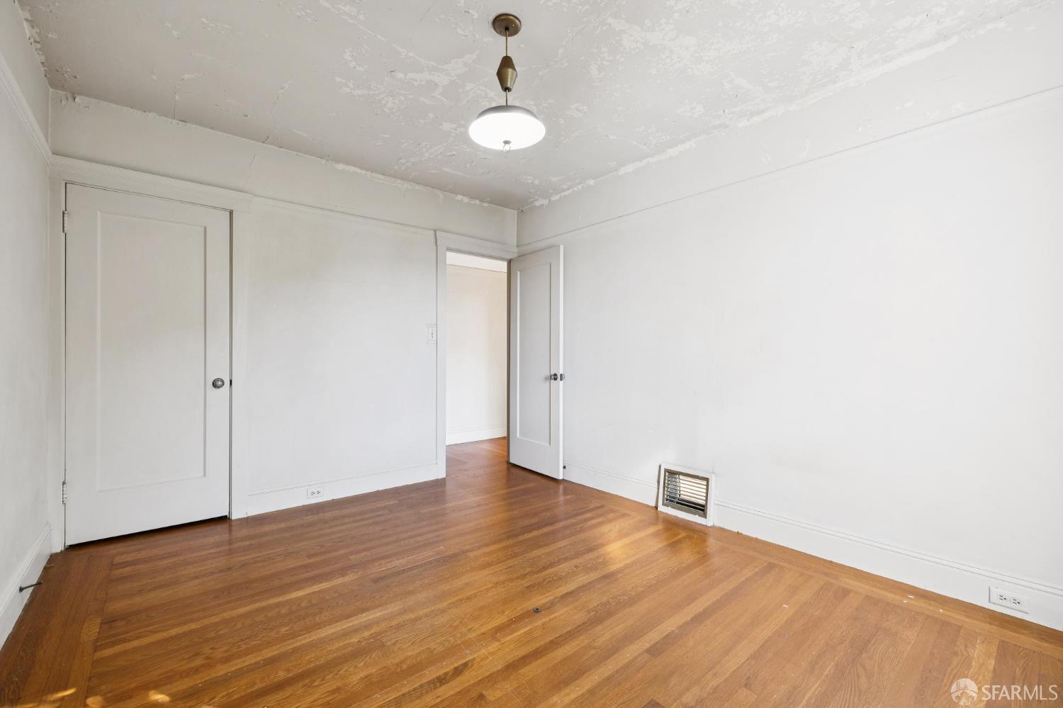 Detail Gallery Image 17 of 28 For 1683 21st Ave, San Francisco,  CA 94122 - 2 Beds | 1 Baths