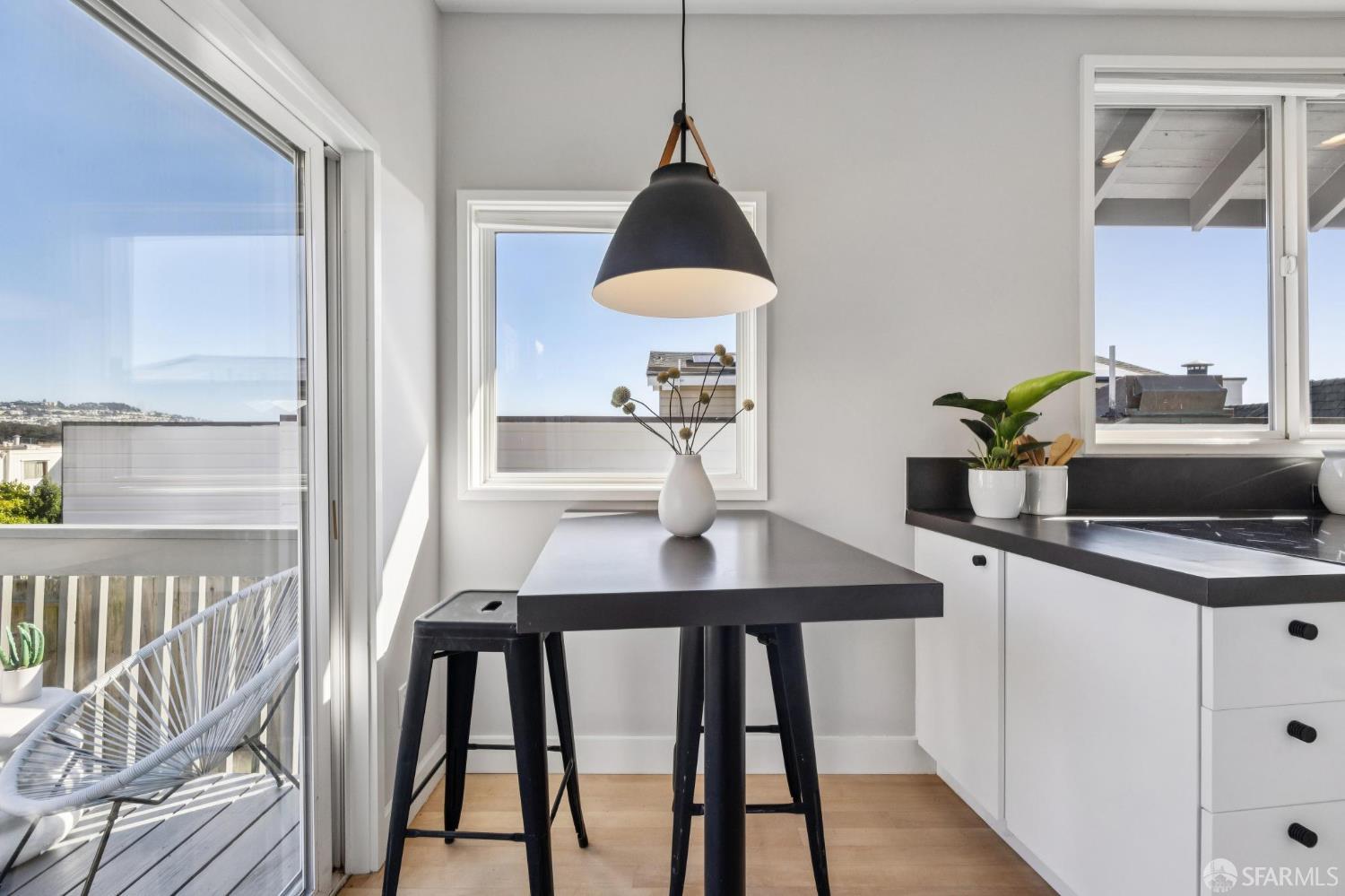 Detail Gallery Image 24 of 41 For 664 45th Ave, San Francisco,  CA 94121 - 2 Beds | 2 Baths