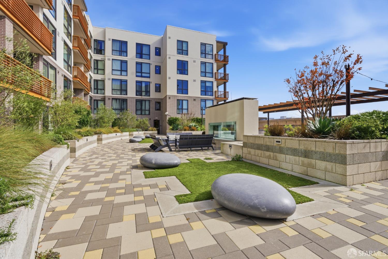 Detail Gallery Image 24 of 33 For 200 Linden Ave #804,  South San Francisco,  CA 94080 - 1 Beds | 1 Baths