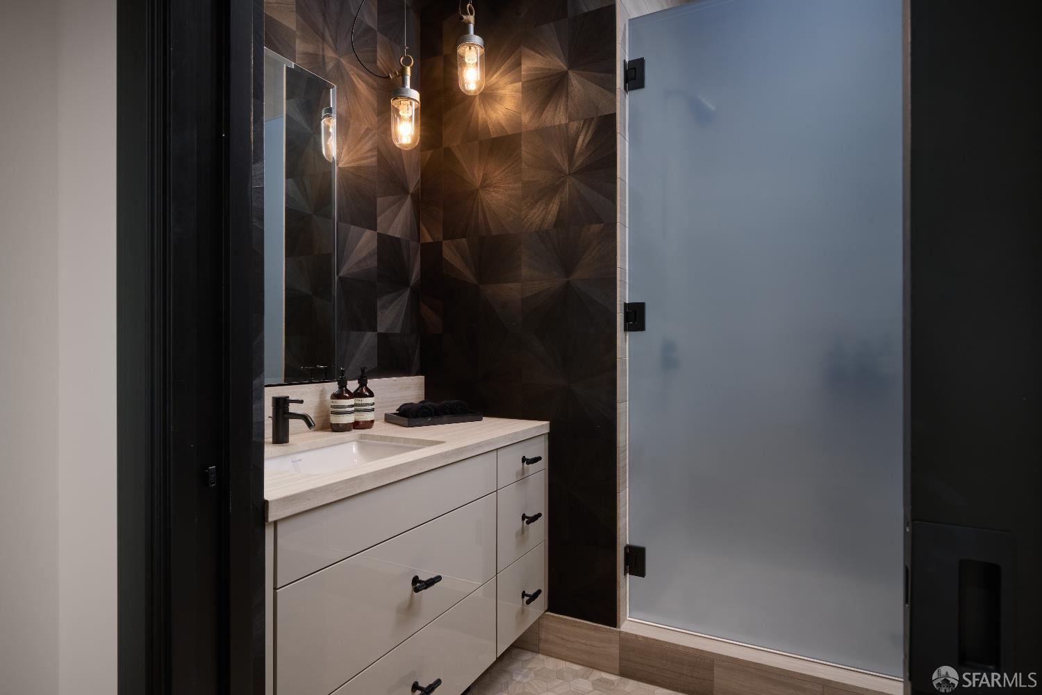 Detail Gallery Image 22 of 37 For 706 Mission St #1001,  San Francisco,  CA 94103 - 3 Beds | 3 Baths