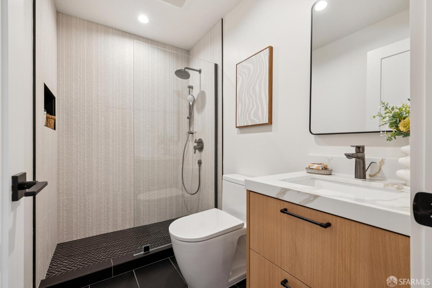 Detail Gallery Image 58 of 90 For 907 Athens St, San Francisco,  CA 94112 - 4 Beds | 4 Baths