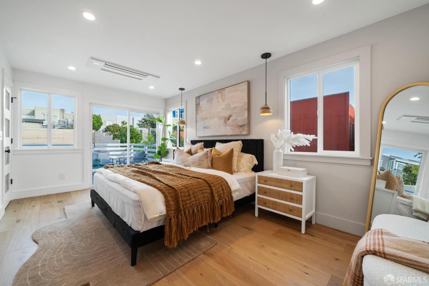 Detail Gallery Image 23 of 85 For 1846 31st Ave, San Francisco,  CA 94122 - 4 Beds | 3/1 Baths