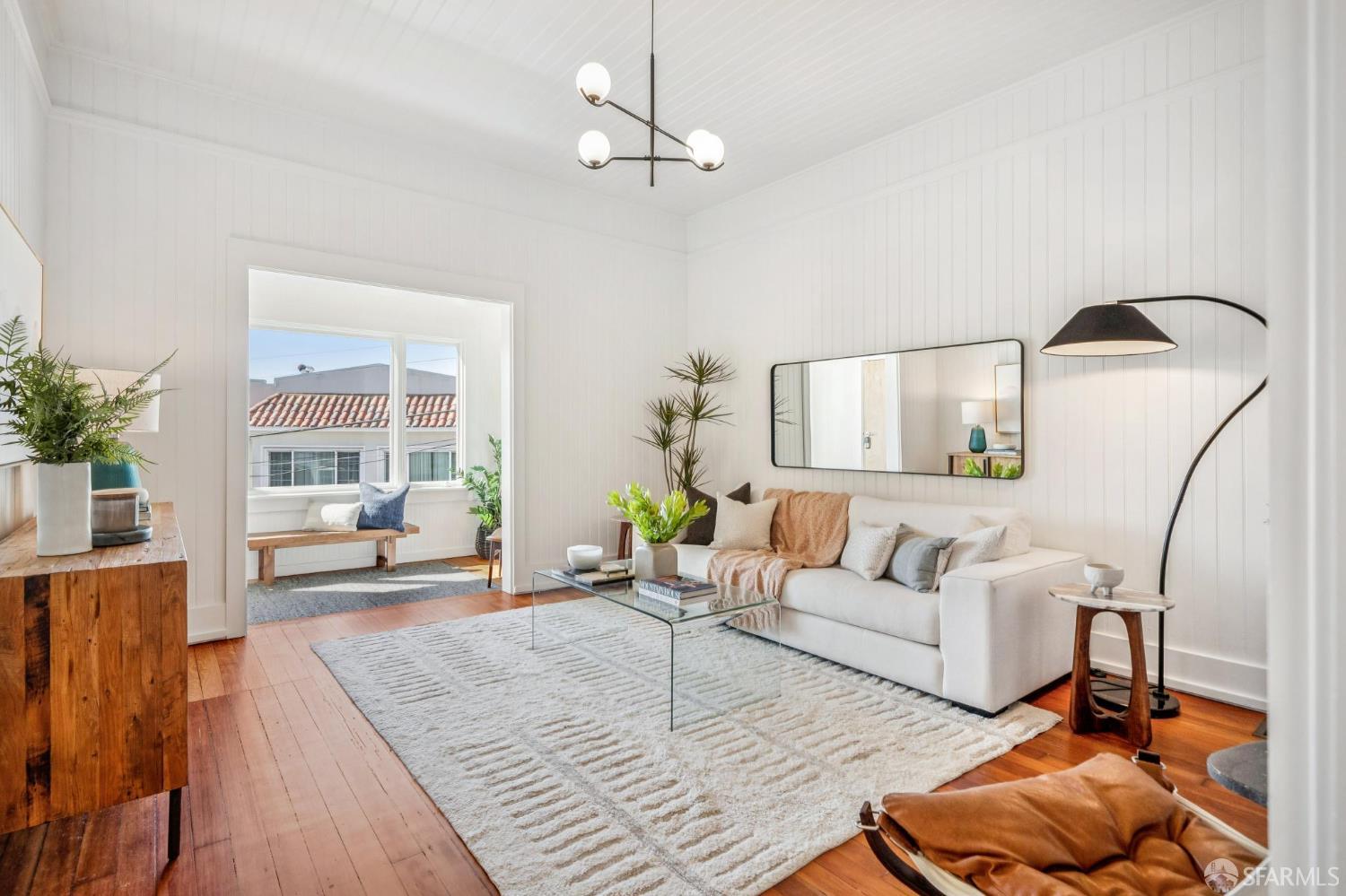 Detail Gallery Image 6 of 41 For 31 Natick St, San Francisco,  CA 94131 - 3 Beds | 1 Baths