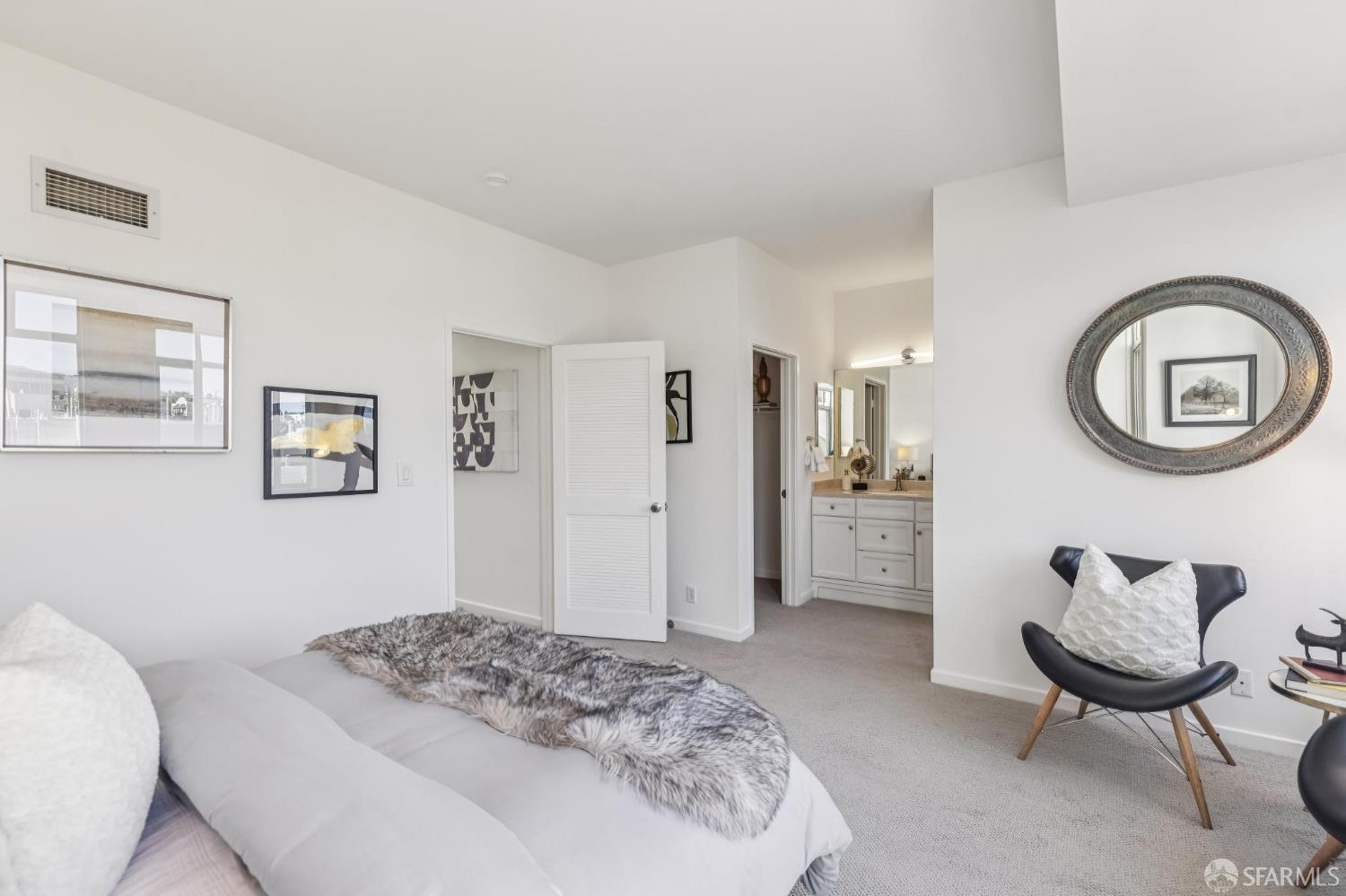 Photo #23: 426110536 Listing: Photo #23