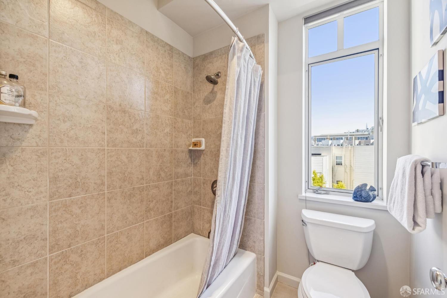 Photo #28: 426110536 Listing: Photo #28