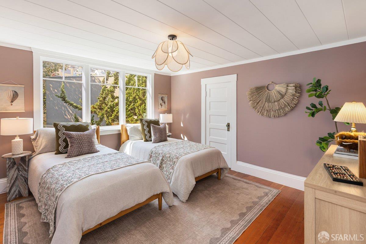 Detail Gallery Image 28 of 34 For 4799 19th St, San Francisco,  CA 94114 - 4 Beds | 1 Baths