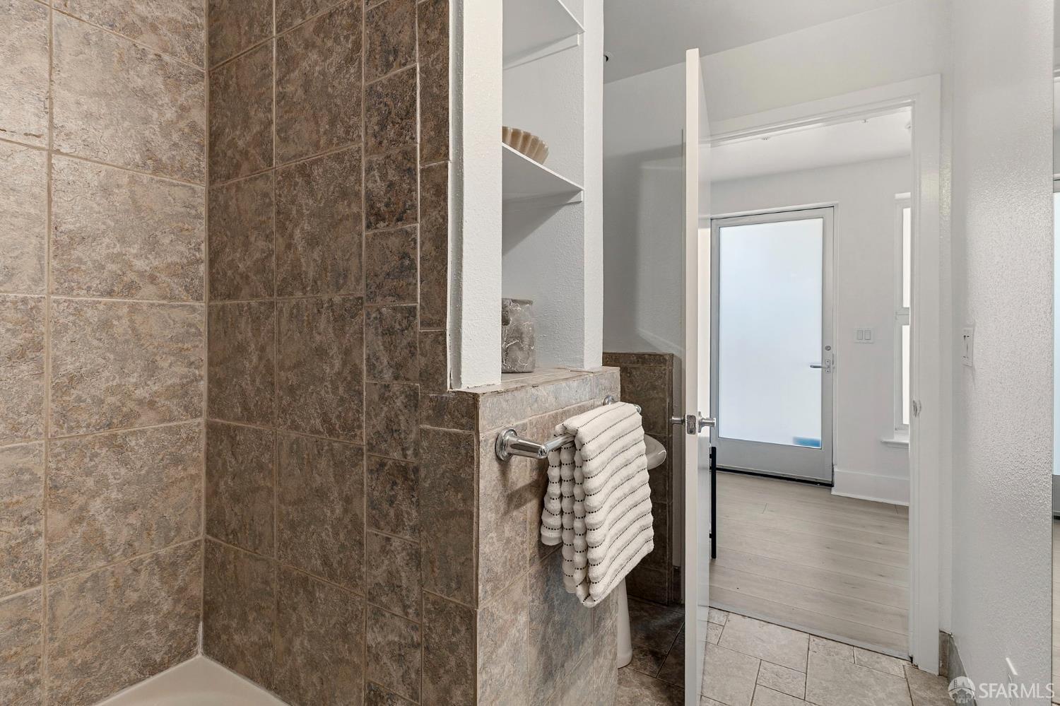 Detail Gallery Image 21 of 23 For 250 Clara St #8,  San Francisco,  CA 94107 - 2 Beds | 2/1 Baths