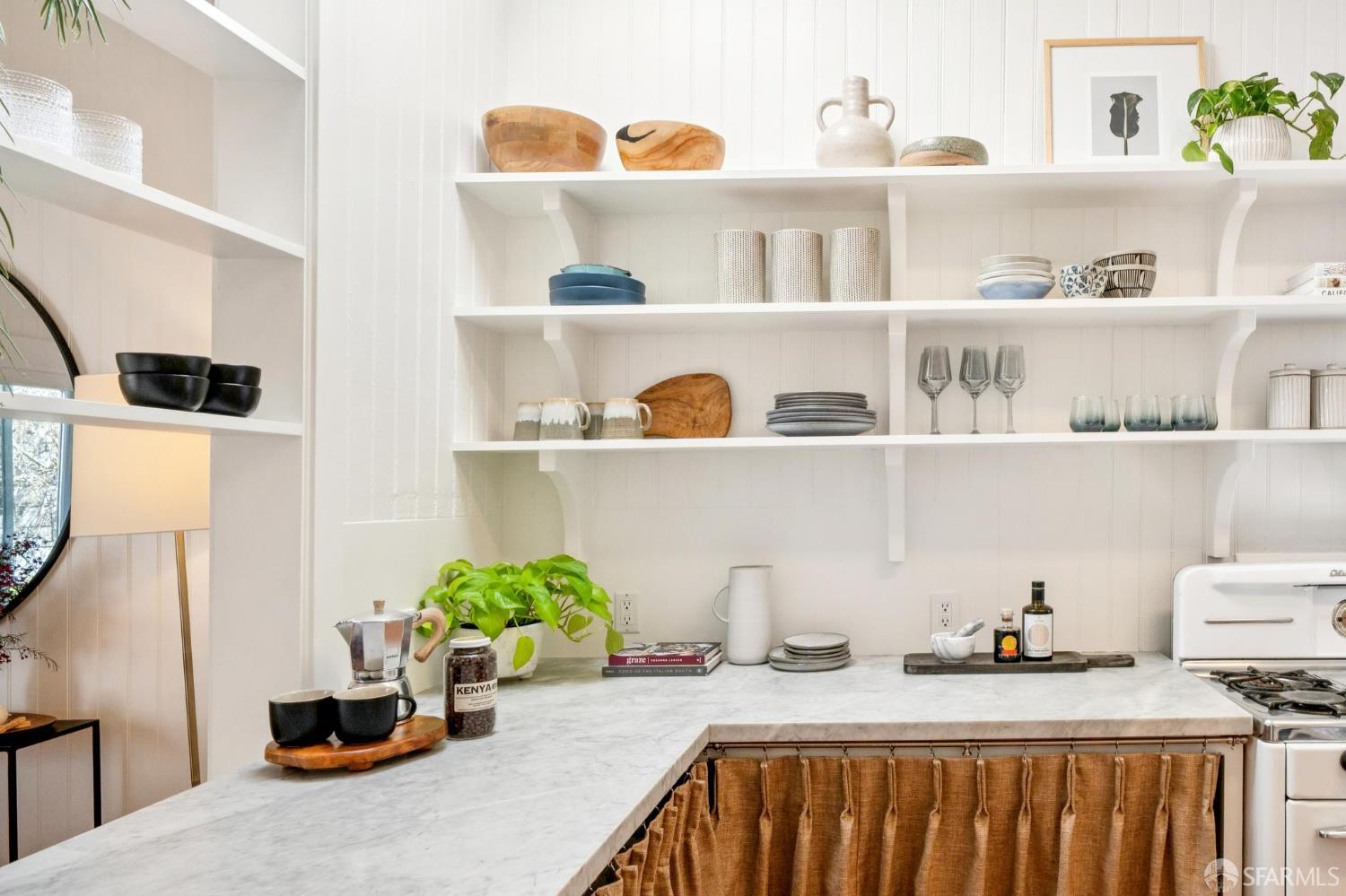 Detail Gallery Image 10 of 41 For 31 Natick St, San Francisco,  CA 94131 - 3 Beds | 1 Baths