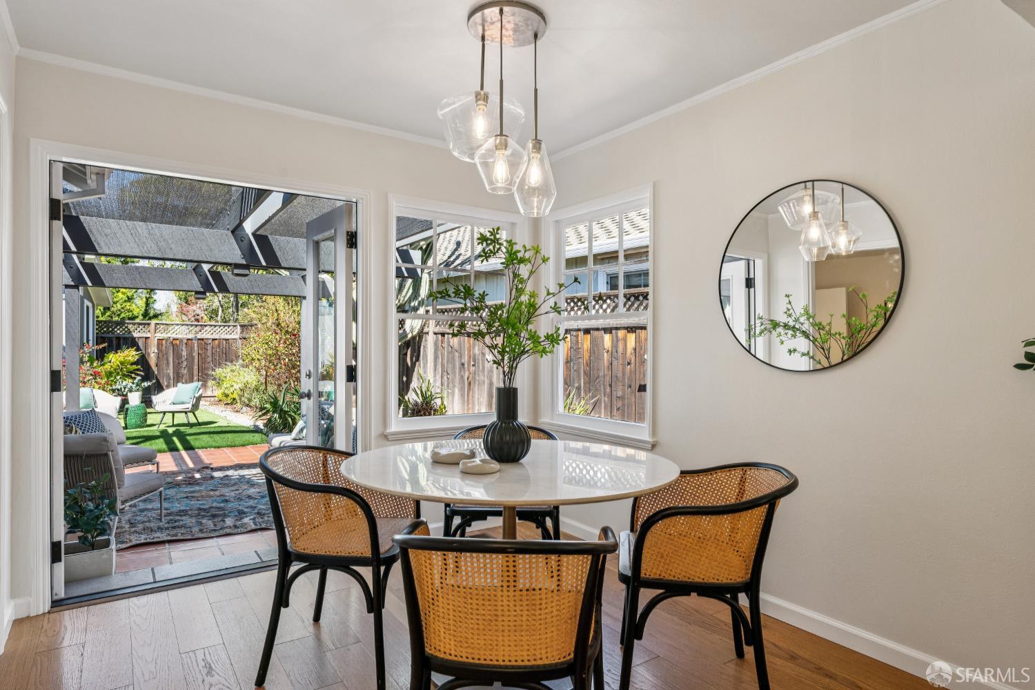 Detail Gallery Image 20 of 67 For 1928 Howard Ave, San Carlos,  CA 94070 - 3 Beds | 2 Baths