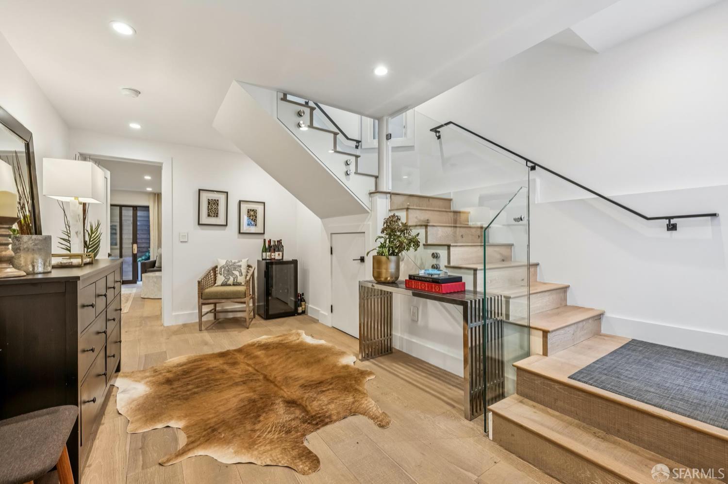 Detail Gallery Image 25 of 33 For 4376 17th St, San Francisco,  CA 94114 - 3 Beds | 3/1 Baths