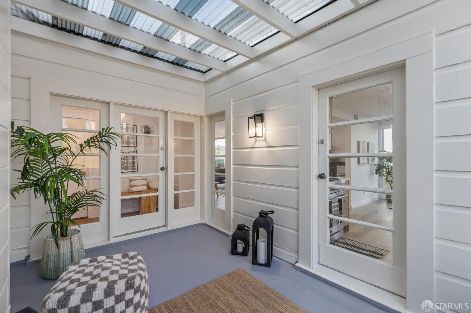 Detail Gallery Image 20 of 27 For 440 Avila St, San Francisco,  CA 94123 - 2 Beds | 1 Baths