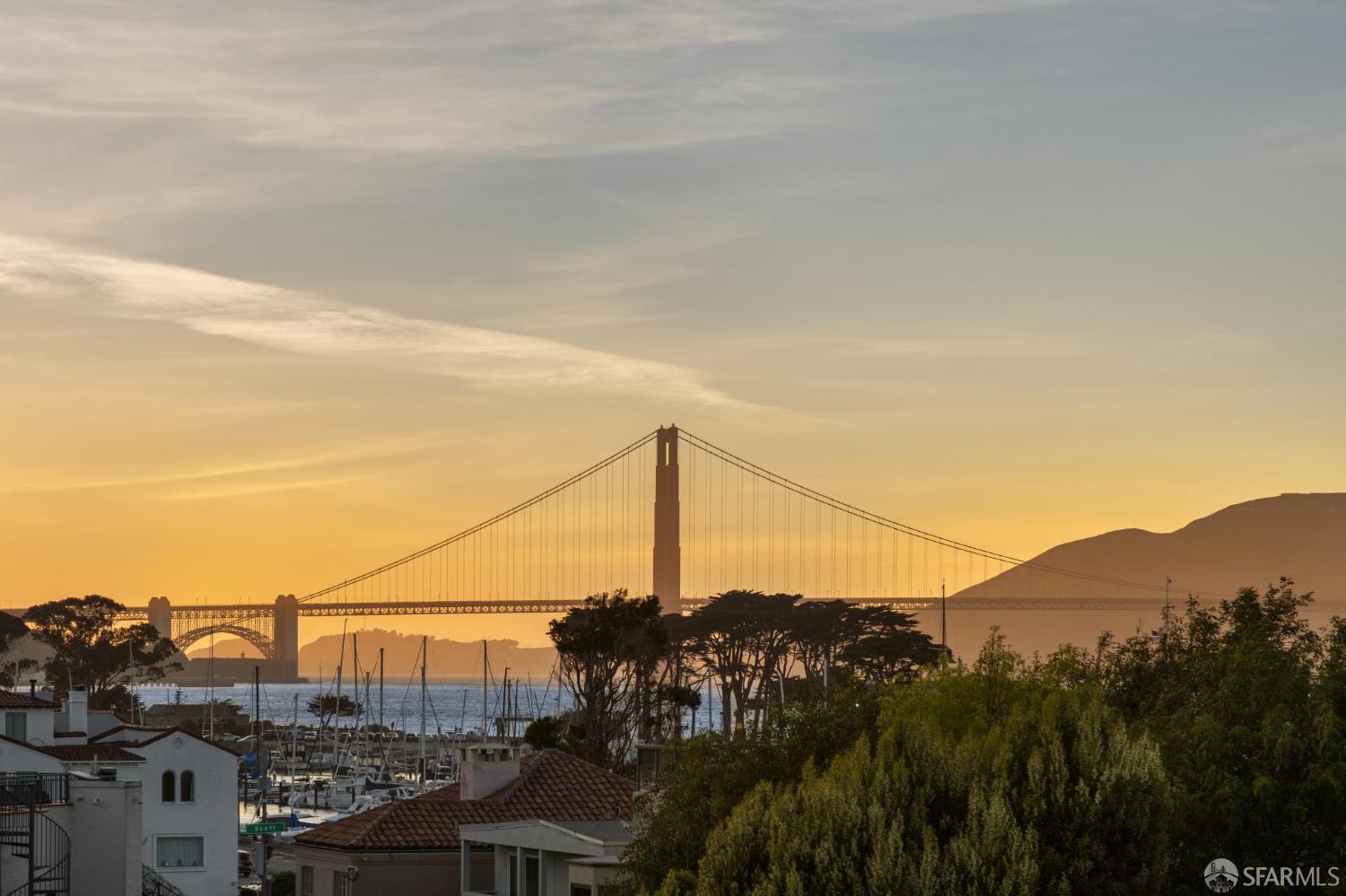 Detail Gallery Image 15 of 27 For 440 Avila St, San Francisco,  CA 94123 - 2 Beds | 1 Baths