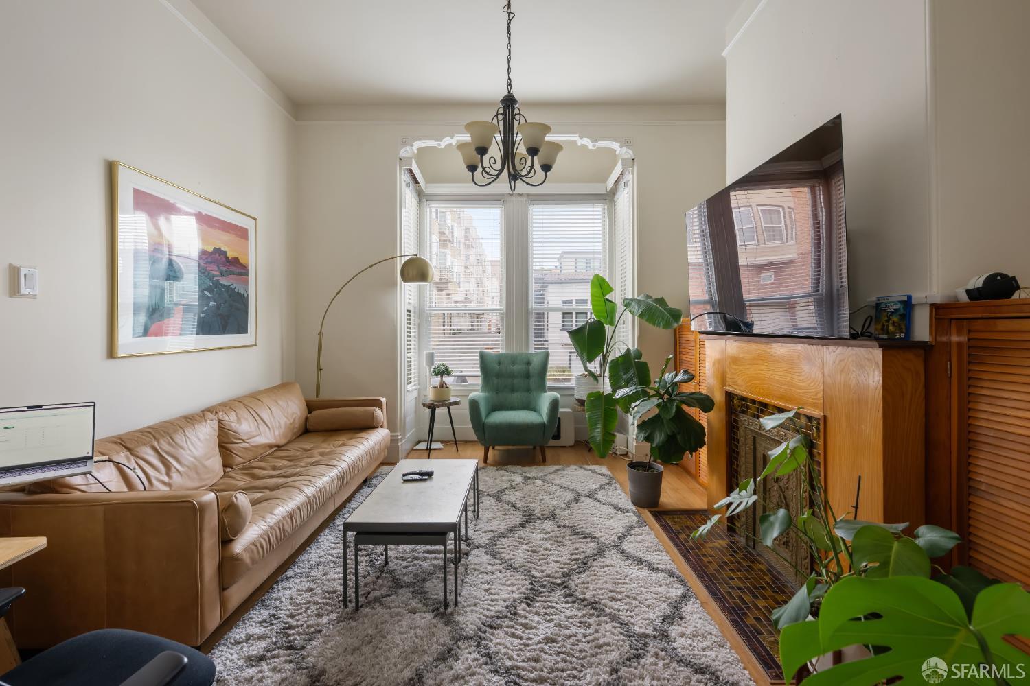 Detail Gallery Image 11 of 42 For 2914 Larkin St, San Francisco,  CA 94109 - – Beds | – Baths