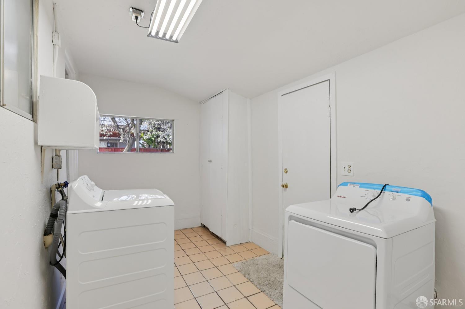 Detail Gallery Image 34 of 44 For 14563 Maracaibo Rd, San Leandro,  CA 94577 - 4 Beds | 2/1 Baths