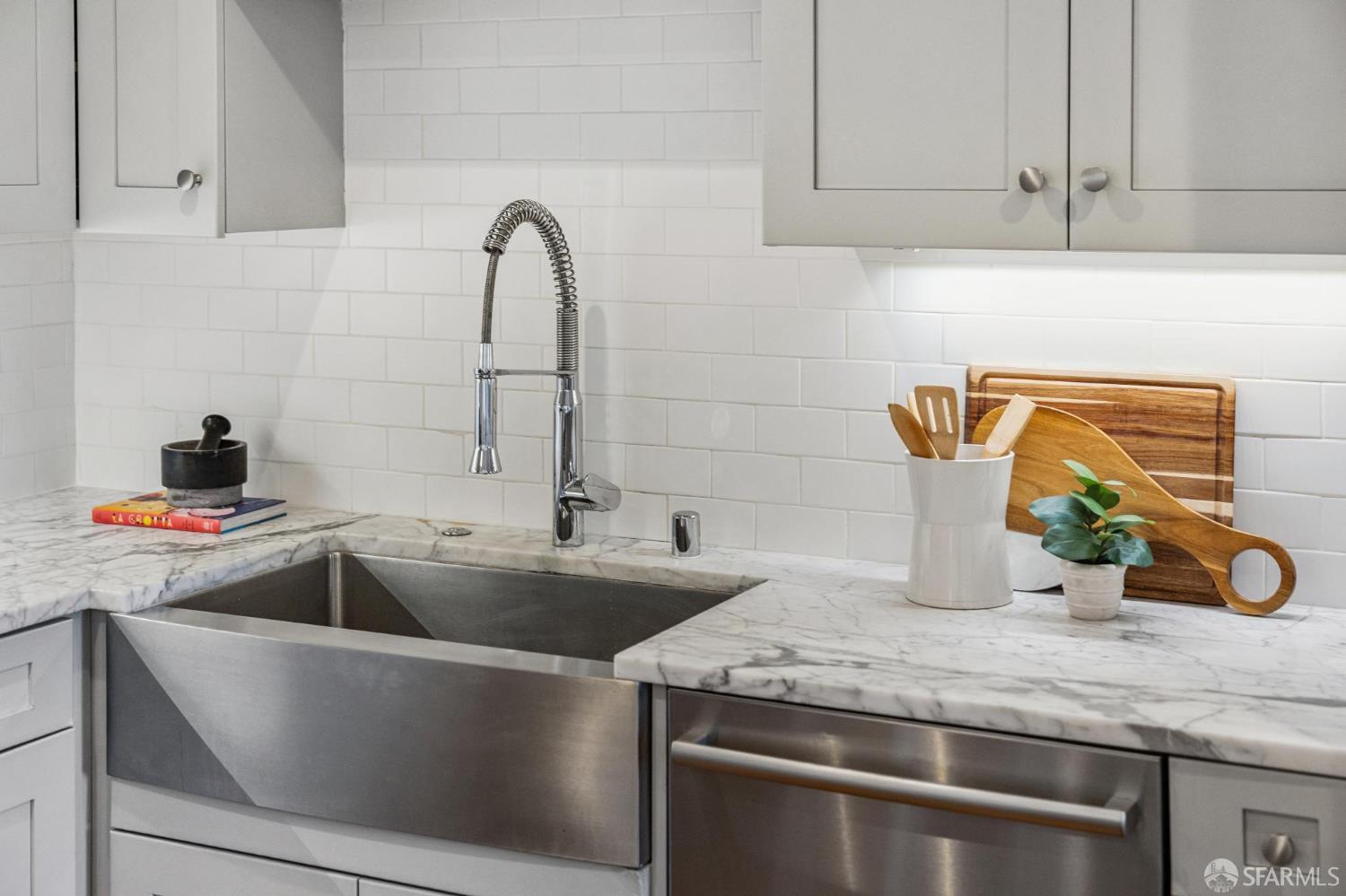 Detail Gallery Image 27 of 32 For 1255 45th Ave, San Francisco,  CA 94122 - 3 Beds | 2 Baths