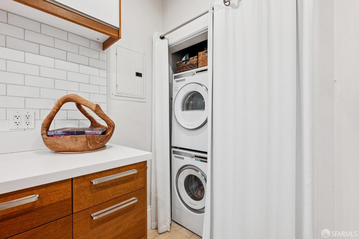 Detail Gallery Image 14 of 26 For 1349 Minna St, San Francisco,  CA 94103 - 3 Beds | 1 Baths