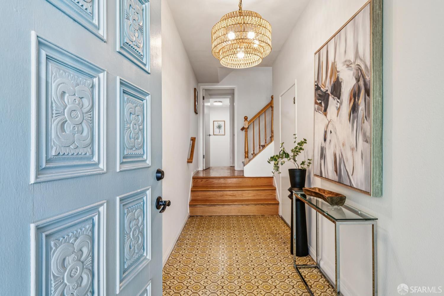 Detail Gallery Image 3 of 53 For 631 Morse St, San Francisco,  CA 94112 - 5 Beds | 3 Baths