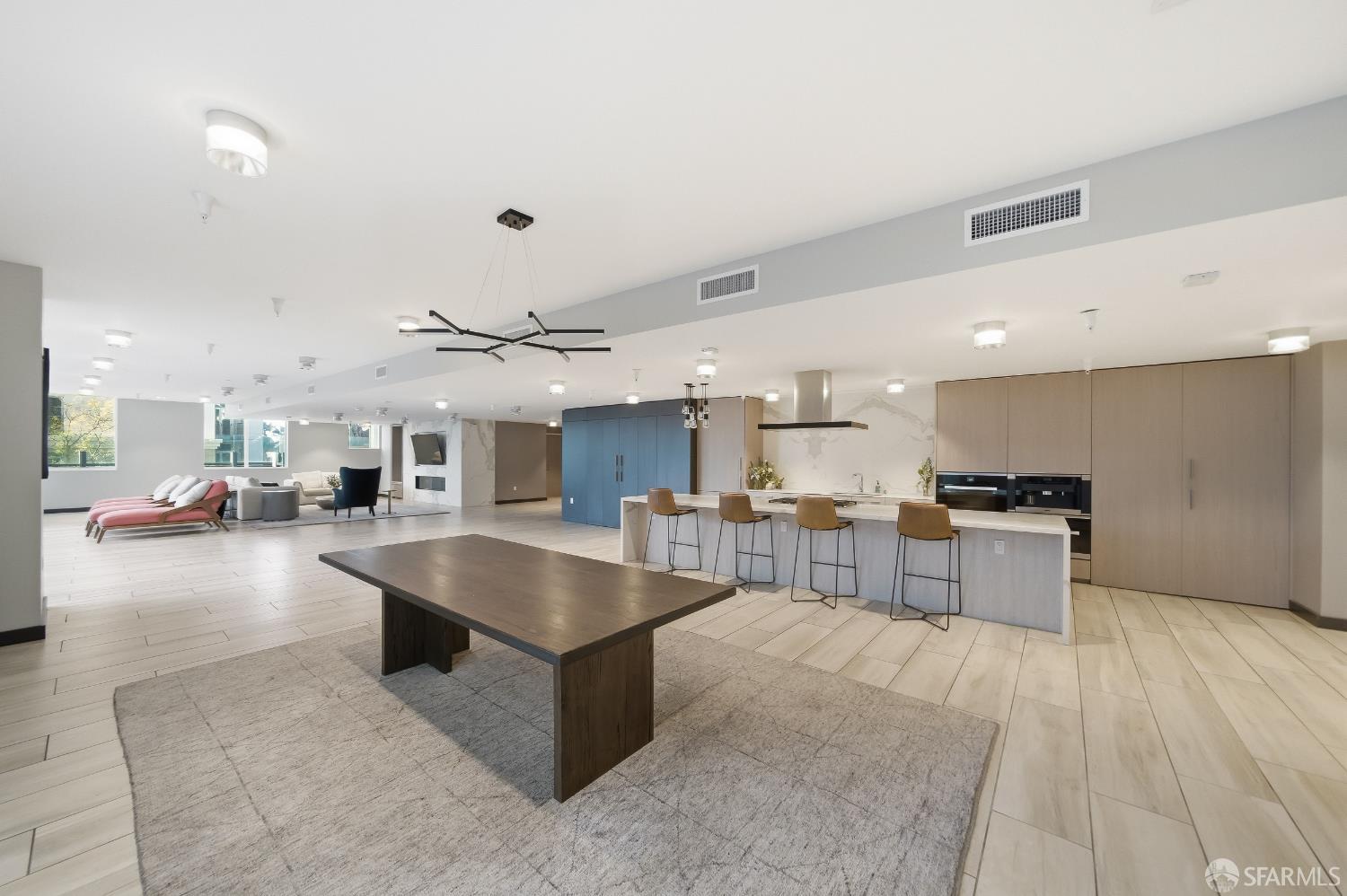 Detail Gallery Image 33 of 34 For 188 W Saint James St #11016,  San Jose,  CA 95110 - 2 Beds | 2 Baths