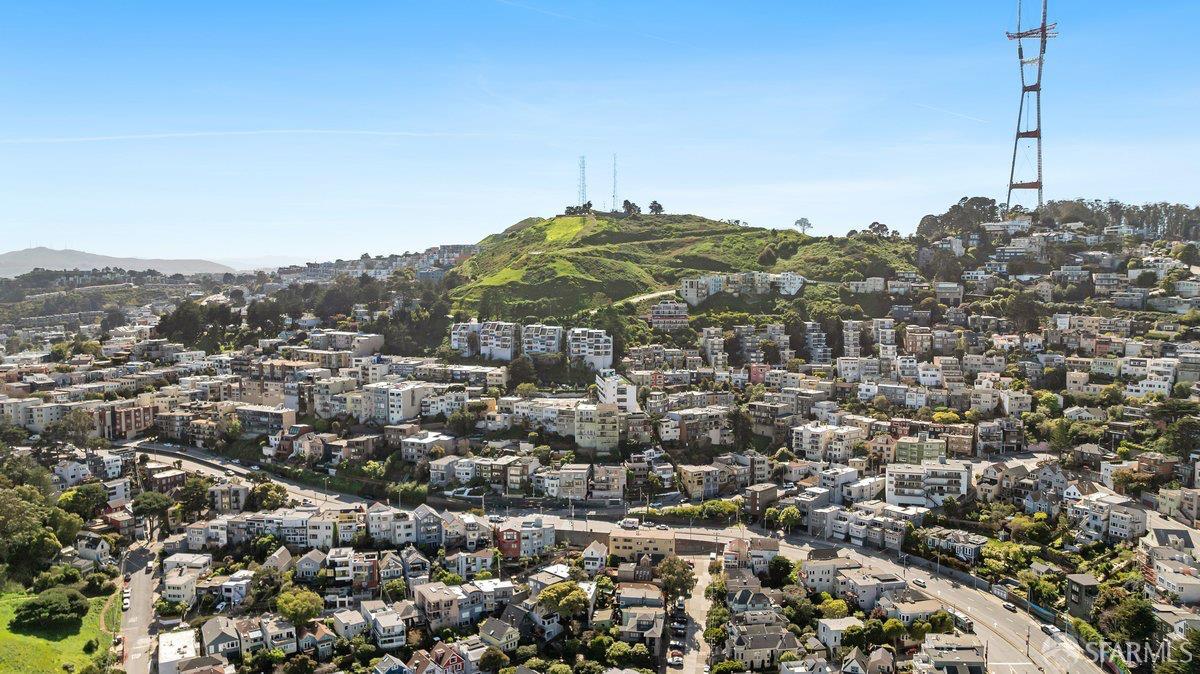 Detail Gallery Image 27 of 34 For 4799 19th St, San Francisco,  CA 94114 - 4 Beds | 1 Baths