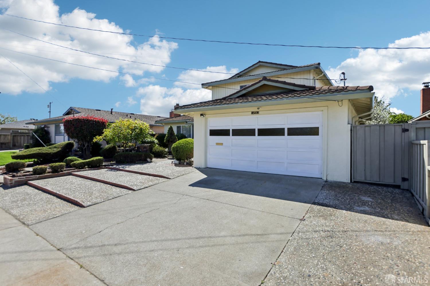 Detail Gallery Image 3 of 44 For 14563 Maracaibo Rd, San Leandro,  CA 94577 - 4 Beds | 2/1 Baths