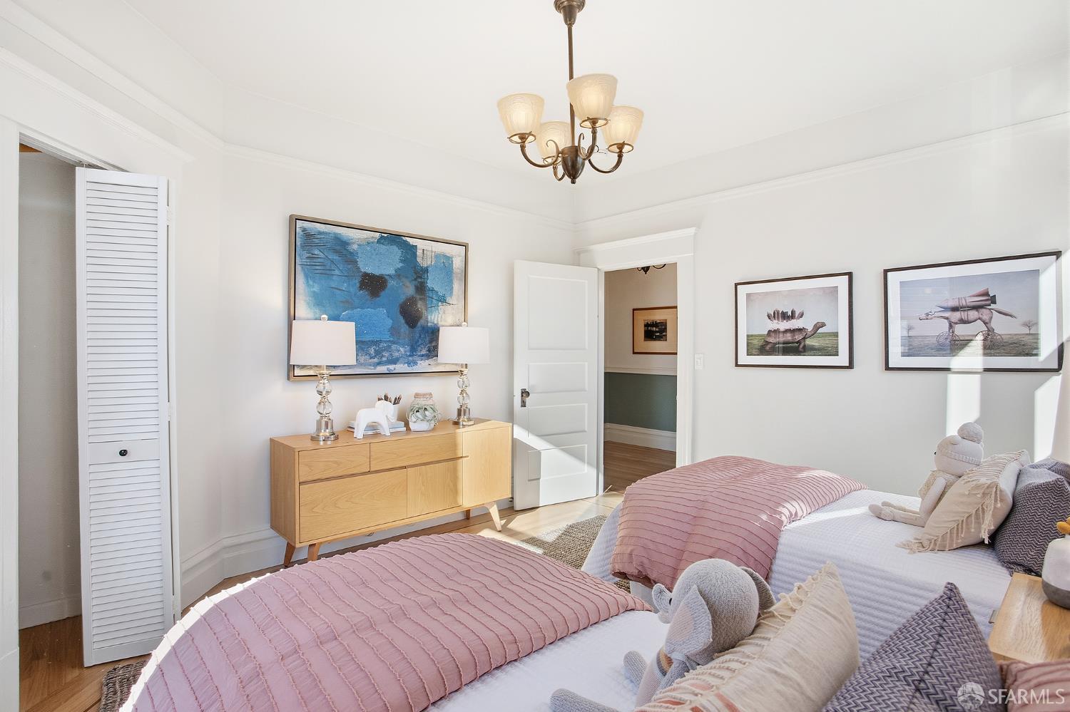 Detail Gallery Image 35 of 64 For 1442 Sanchez St, San Francisco,  CA 94131 - 3 Beds | 3/1 Baths