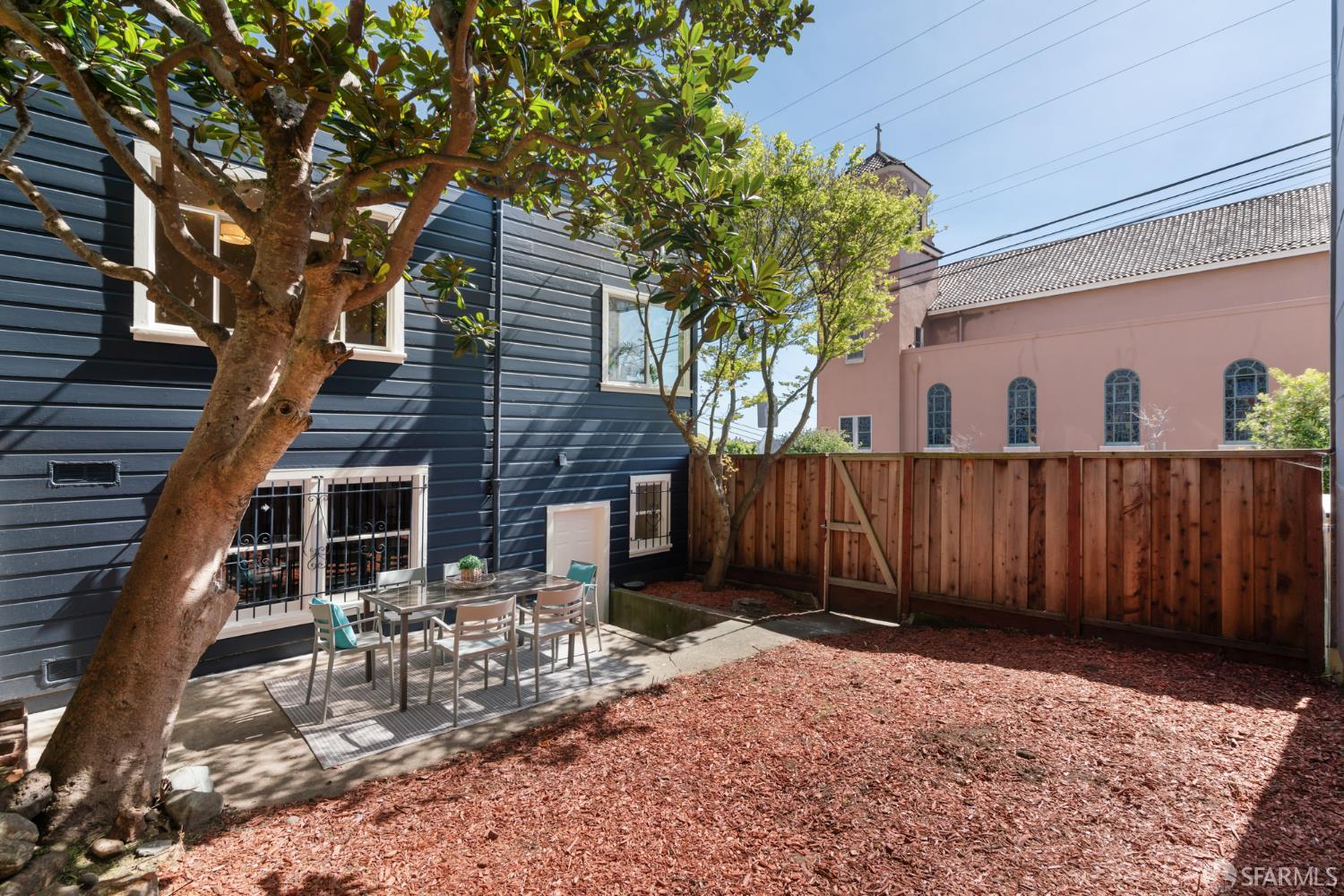 Detail Gallery Image 21 of 30 For 400 Hearst Ave, San Francisco,  CA 94112 - 2 Beds | 1 Baths