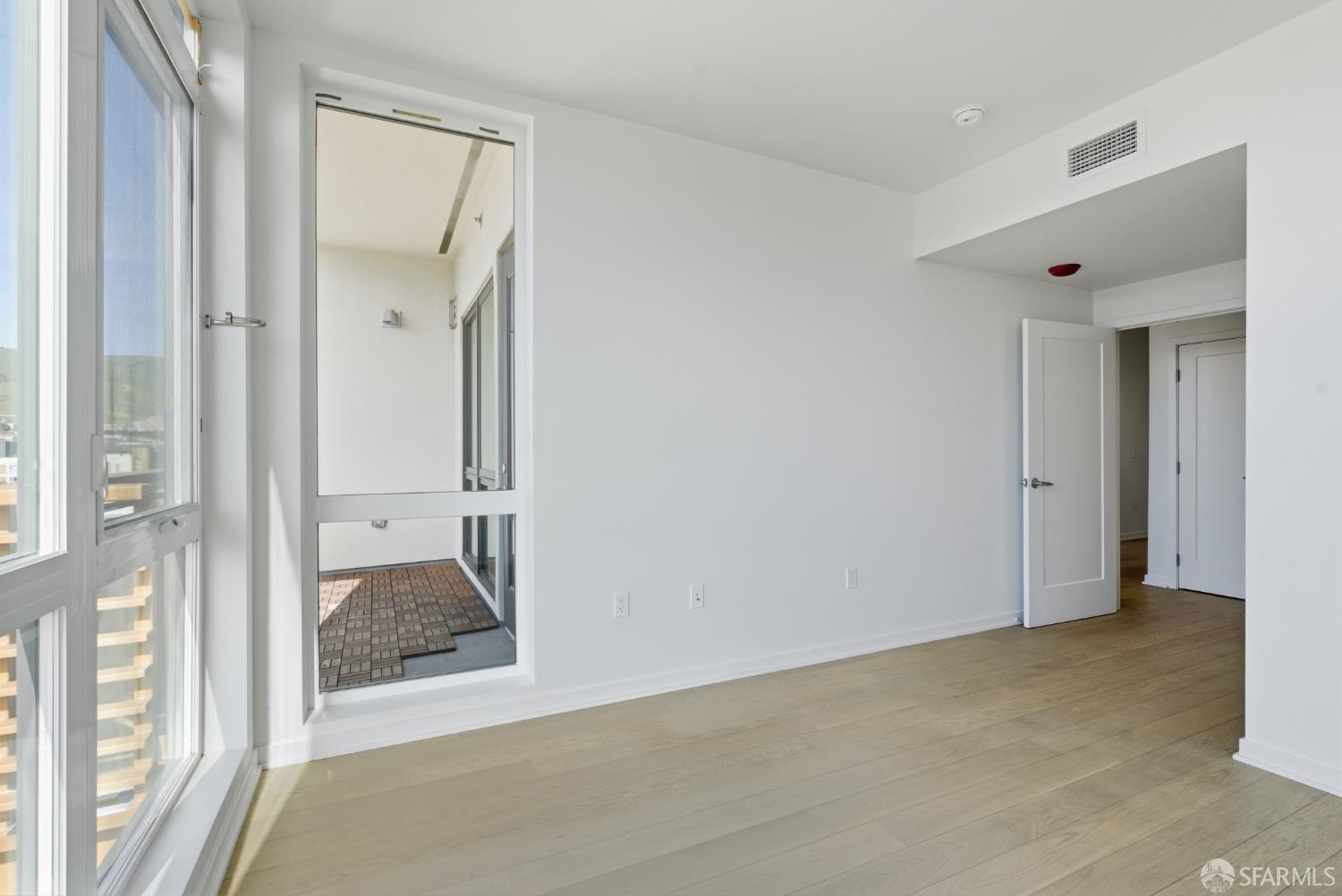 Detail Gallery Image 17 of 33 For 200 Linden Ave #804,  South San Francisco,  CA 94080 - 1 Beds | 1 Baths