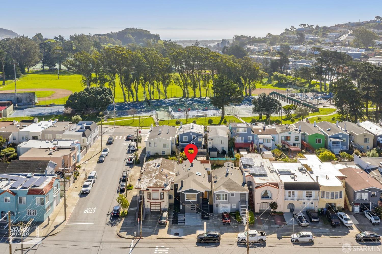 Detail Gallery Image 7 of 90 For 907 Athens St, San Francisco,  CA 94112 - 4 Beds | 4 Baths
