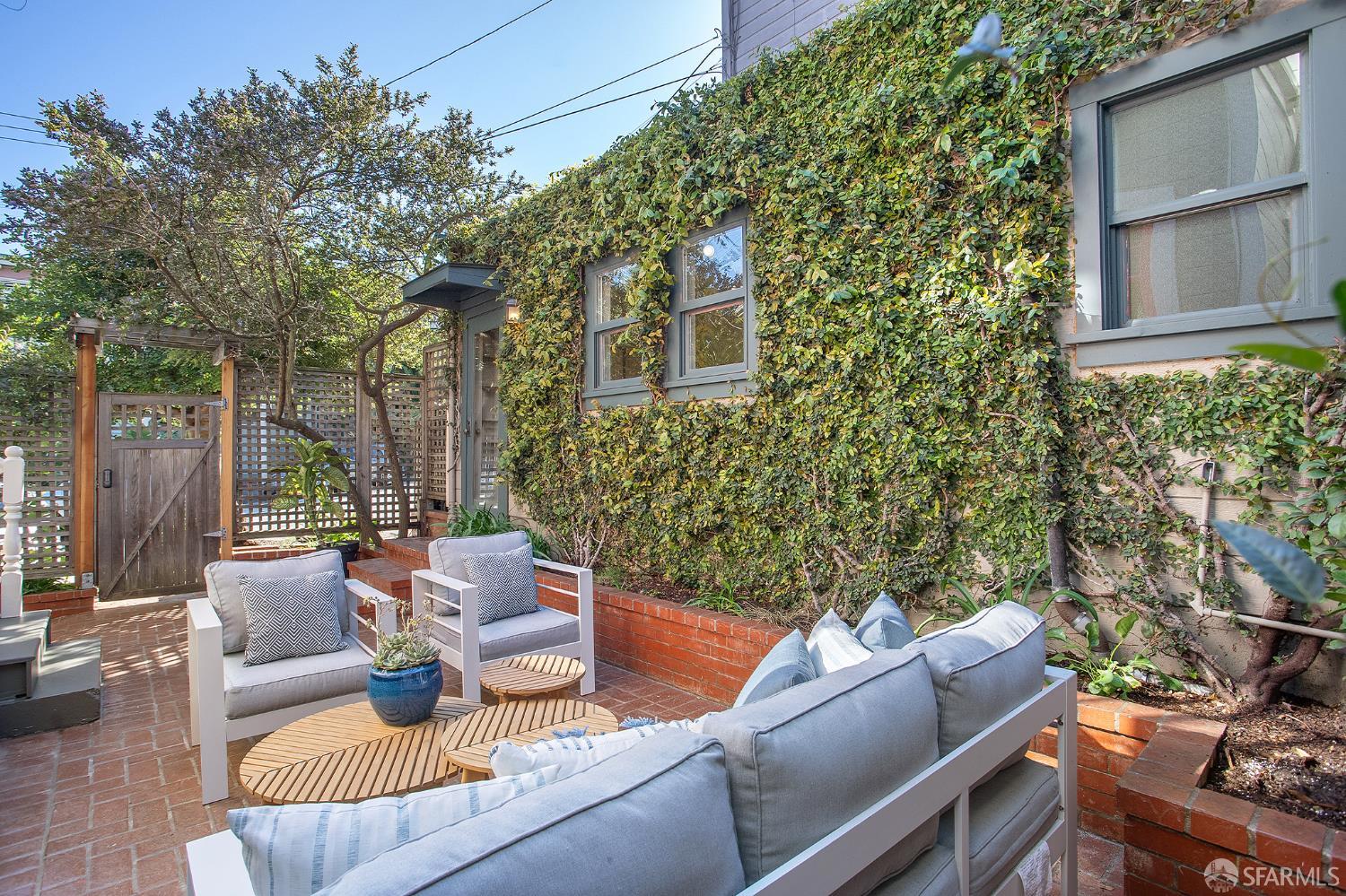 Detail Gallery Image 53 of 64 For 1442 Sanchez St, San Francisco,  CA 94131 - 3 Beds | 3/1 Baths