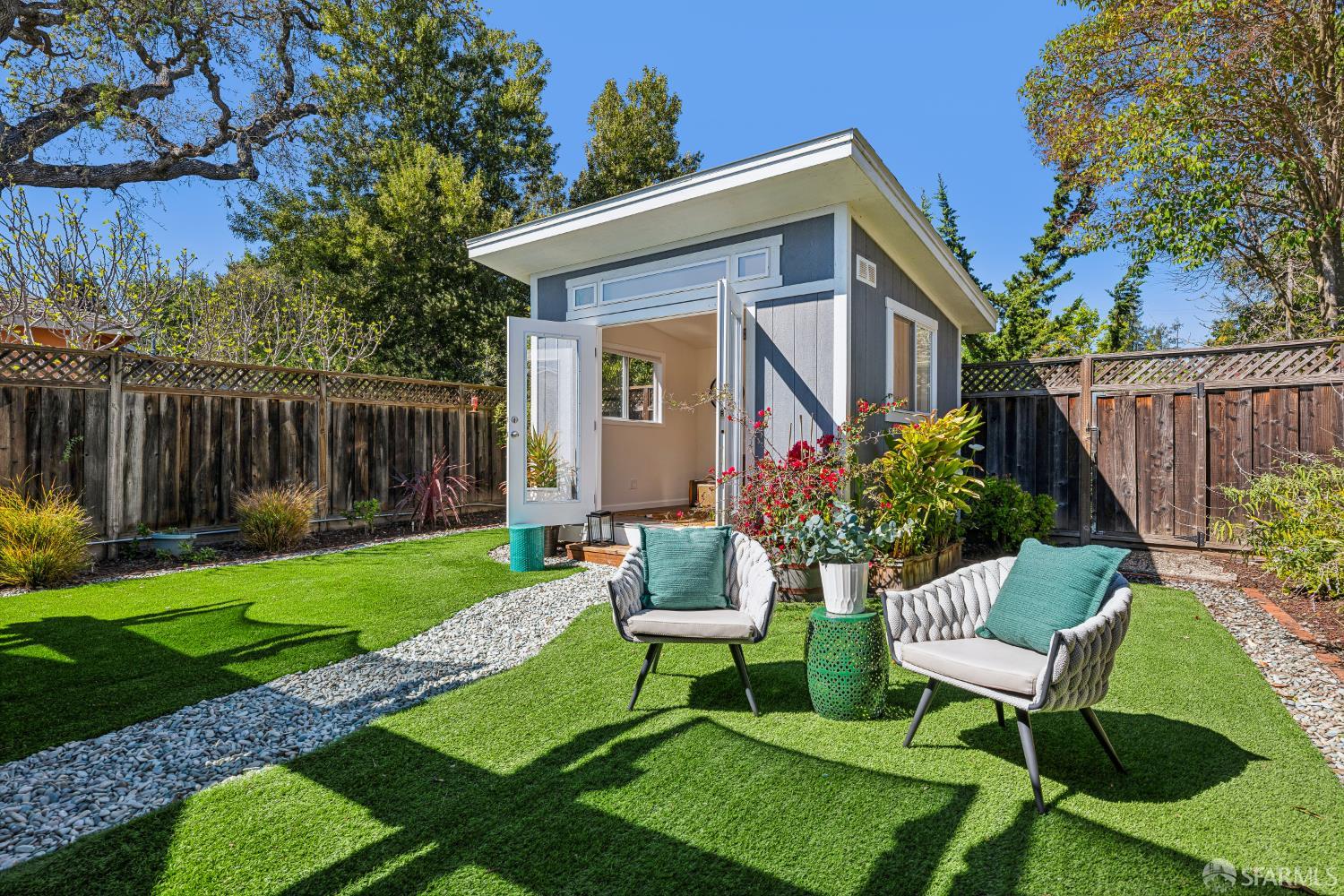 Detail Gallery Image 58 of 67 For 1928 Howard Ave, San Carlos,  CA 94070 - 3 Beds | 2 Baths