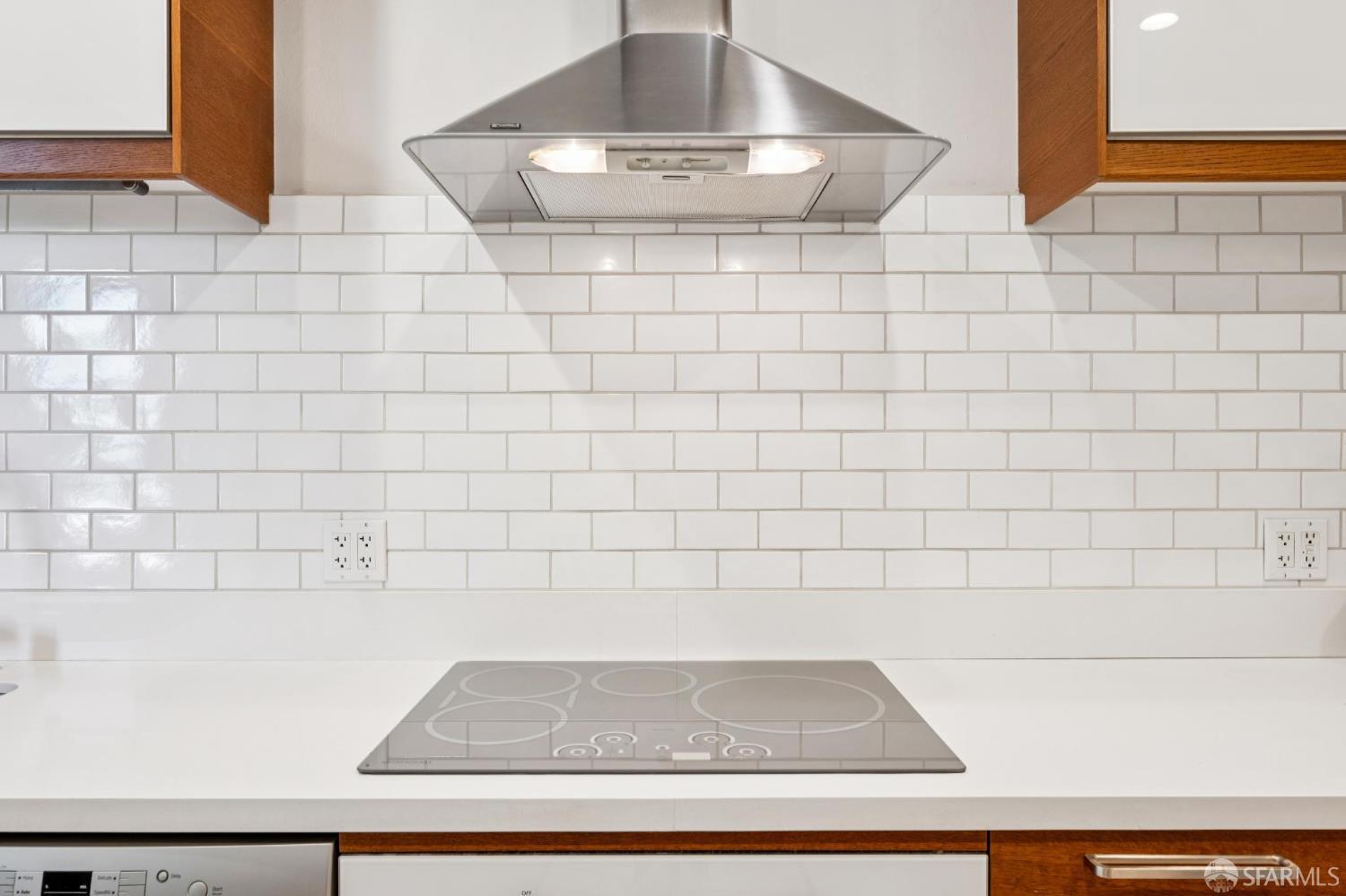 Detail Gallery Image 11 of 26 For 1349 Minna St, San Francisco,  CA 94103 - 3 Beds | 1 Baths