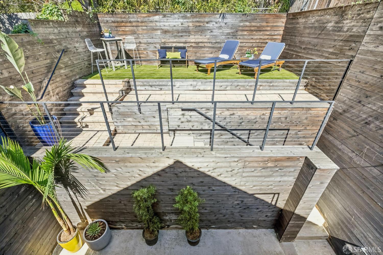 Detail Gallery Image 24 of 33 For 4376 17th St, San Francisco,  CA 94114 - 3 Beds | 3/1 Baths