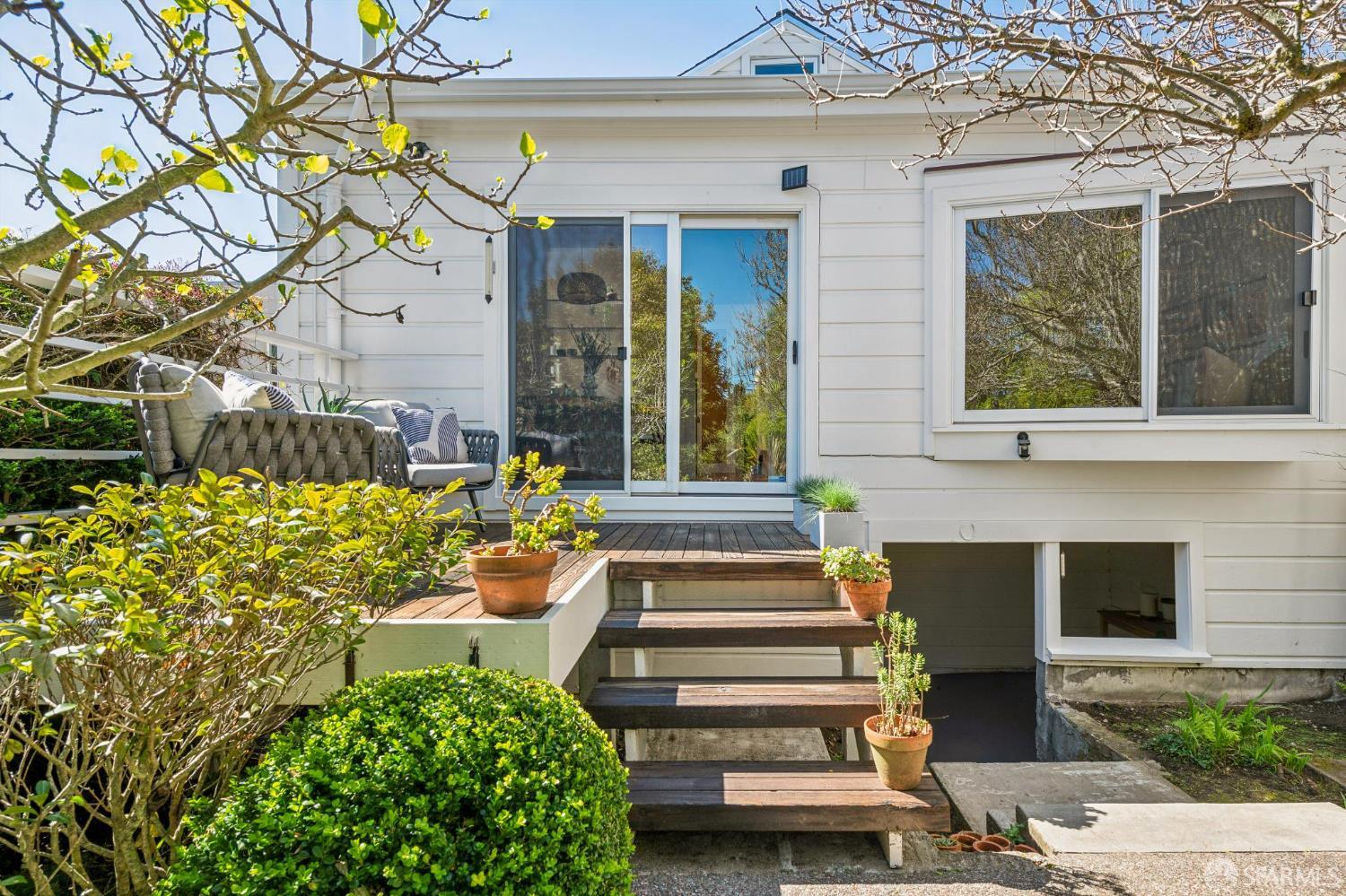 Detail Gallery Image 30 of 41 For 31 Natick St, San Francisco,  CA 94131 - 3 Beds | 1 Baths