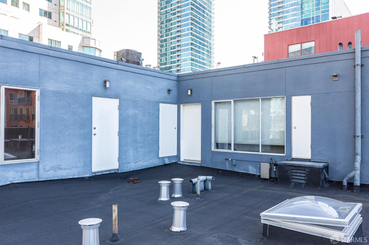 Photo #43: 426110365 Listing: Photo #43