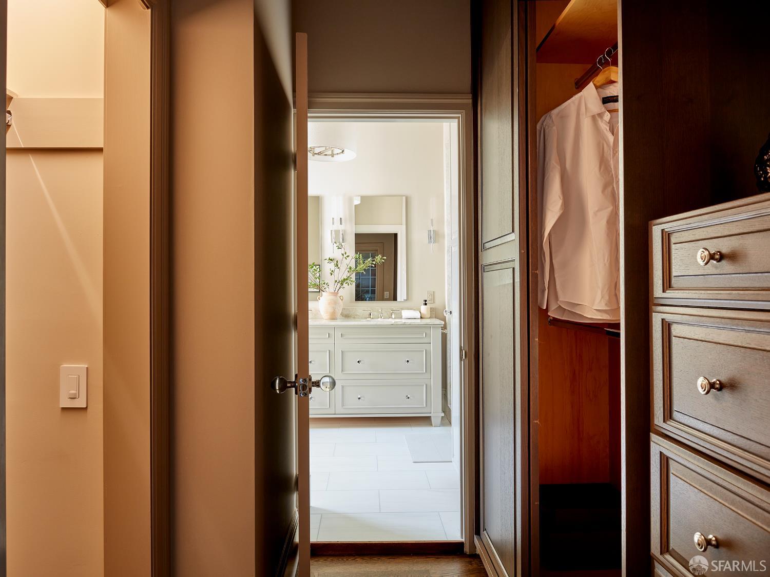 Detail Gallery Image 19 of 28 For 139 Cherry St, San Francisco,  CA 94118 - 3 Beds | 2/1 Baths